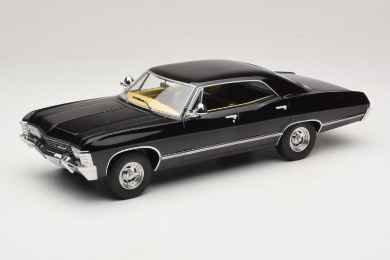 Chevrolet Impala Schwarz MCG 1:18 MCG181006 Metall