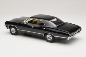 Chevrolet Impala Schwarz MCG 1:18 MCG181006 Metall — Bild 5 von 6