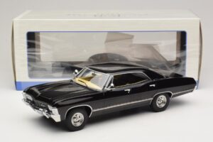 Chevrolet Impala Schwarz MCG 1:18 MCG181006 Metall — Bild 6 von 6