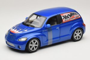 Chrysler PT Cruiser Lieferwagen Blau Hot Wheels 1:18 29616 Metall