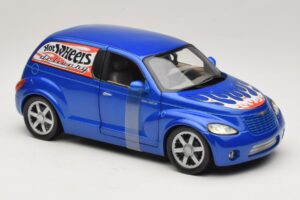 Chrysler PT Cruiser Lieferwagen Blau Hot Wheels 1:18 29616 Metall — Bild 5 von 7