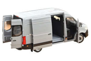 Mercedes Sprinter Grau Norev 1:18 183042 Metall — Bild 2 von 6