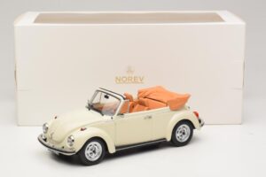 Volkswagen 1303 Cabrio Cream White Norev 1:18 188535 Metall — Bild 6 von 6