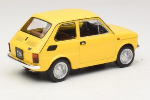 Fiat 126 Gelb MCG 1:18 MCG18667 Metall — Bild 5 von 6
