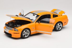 Ford Mustang GT S197 Grabber Orange Metallic AUTOart 1:18 73117-A1 Metall — Bild 2 von 8