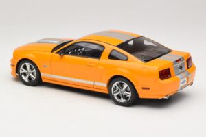 Ford Mustang GT S197 Grabber Orange Metallic AUTOart 1:18 73117-A1 Metall — Bild 7 von 8