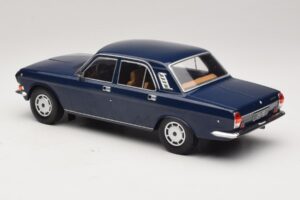 GAZ Volga GAZ-24-10 Dunkelblau MCG 1:18 MCG18014 Metall — Bild 5 von 6