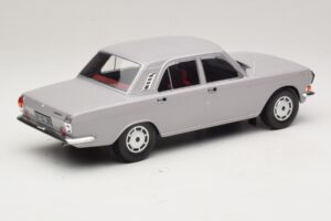 GAZ Volga GAZ-24-10 Grau MCG 1:18 MCG18016 Metall — Bild 2 von 6