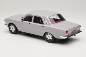 GAZ Volga GAZ-24-10 Grau MCG 1:18 MCG18016 Metall — Bild 5 von 6