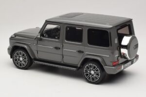 Mercedes G-Class W465 Classic Grey Norev 1:18 183035 Metall — Bild 5 von 6
