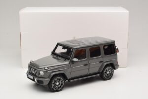 Mercedes G-Class W465 Classic Grey Norev 1:18 183035 Metall — Bild 6 von 6