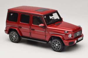 Mercedes G-Class W465 Hyacinth Red Norev 1:18 183037 Metall — Bild 4 von 6