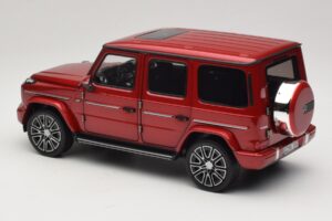 Mercedes G-Class W465 Hyacinth Red Norev 1:18 183037 Metall — Bild 5 von 6