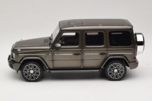 Mercedes G-Class W465 Indium Grey Norev 1:18 183036 Metall — Bild 3 von 6
