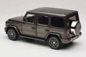Mercedes G-Class W465 Indium Grey Norev 1:18 183036 Metall — Bild 5 von 6
