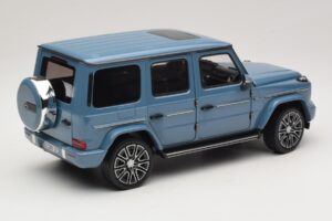 Mercedes G-Class W465 Vintage Blue Norev 1:18 183034 Metall — Bild 2 von 6