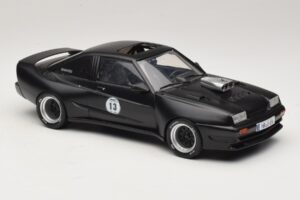 Opel Manta B Custom Mattschwarz Kenwood MCG 1:18 MCG18095 Metall — Bild 4 von 6
