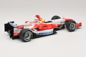 Panasonic Toyota Racing TF106 #12 R. Schumacher 2006 Minichamps 1:18 AM59557K Metall — Bild 2 von 7