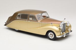 Rolls-Royce Silver Wraith Empress by Hooper Braun & Gold MCG 1:18 MCG18000 Metall — Bild 4 von 6