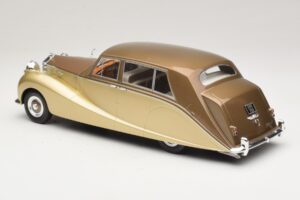 Rolls-Royce Silver Wraith Empress by Hooper Braun & Gold MCG 1:18 MCG18000 Metall — Bild 5 von 6