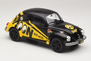 Volkswagen Beetle 1303 Go with Moon Solido 1:18 S1800519 Metall — Bild 6 von 8