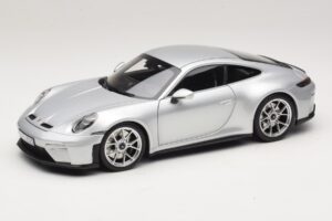 Porsche 911 992.2 GT3 Touring Package GT Silver Metallic Norev 1:18 187002 Metall