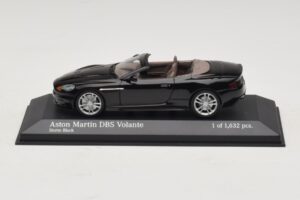 Aston Martin DBS Volante Schwarz Metallic Minichamps 1:43 400137930 Metall