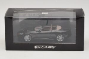 Aston Martin DBS Volante Schwarz Metallic Minichamps 1:43 400137930 Metall — Bild 4 von 4
