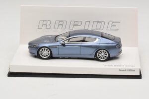 Aston Martin Rapide Blau Metallic Minichamps 1:43 437137903 Metall
