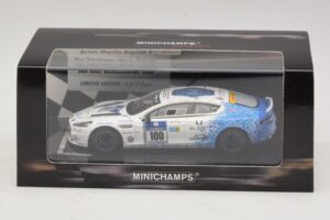 Aston Martin Rapide S #100 Bez / Schubauer 24 Hours of Nurburgring 2013 Minichamps 1:43 437131300 Metall — Bild 5 von 5