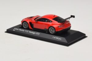 Aston Martin V12 Vantage GT3 Rot Minichamps 1:43 4371121392 Metall — Bild 3 von 4