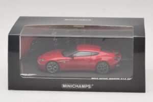 Aston Martin V12 Zagato Rot Minichamps 1:43 437137220 Metall — Bild 5 von 5