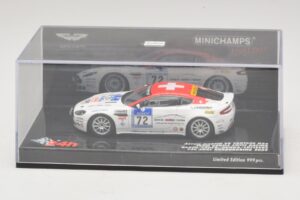 Aston Martin V8 Vantage #72 24 Hours of Nurburgring 2009 Minichamps 1:43 437091372 Metall — Bild 4 von 5