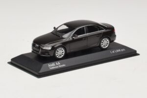 Audi A4 B8 Braun Metallic Minichamps 1:43 410011000 Metall — Bild 2 von 3