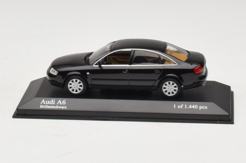 Audi A6 C5 Schwarz Minichamps 1:43 430010200 Metall
