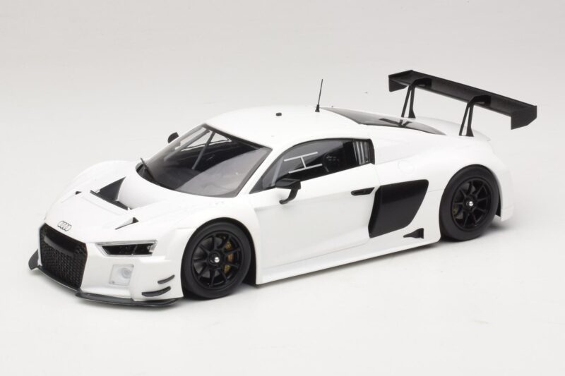 Audi R8 LMS Ultra Weiß 2015 Minichamps 1:18 153151100 Metall