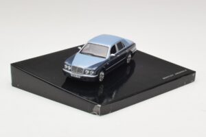 Bentley Arnage R Fountain Meteor Minichamps 1:43 BL385 Metall — Bild 2 von 4
