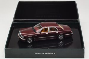 Bentley Arnage R Sunset Red Minichamps 1:43 BL330 Metall — Bild 4 von 4