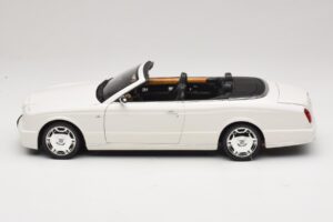 Bentley Azure Glacier White Ersatzverpackung Minichamps 1:18 100139502-R1 Metall — Bild 4 von 8