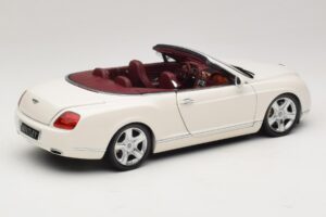Bentley Continental GTC Weiß Ersatzverpackung Minichamps 1:18 100139032-R1 Metall — Bild 3 von 8