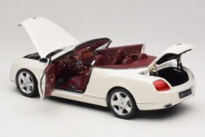 Bentley Continental GTC Weiß Ersatzverpackung Minichamps 1:18 100139032-R1 Metall — Bild 5 von 8