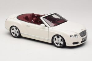 Bentley Continental GTC Weiß Ersatzverpackung Minichamps 1:18 100139032-R1 Metall — Bild 6 von 8