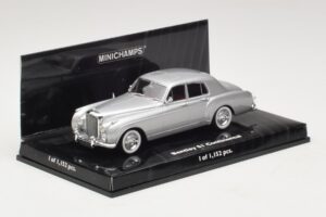 Bentley S1 Continental Silber Minichamps 1:43 436139552 Metall — Bild 2 von 4