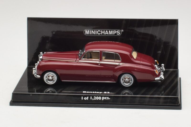 Bentley S2 Standard Saloon Rot Minichamps 1:43 Bentley S2 Standard Saloon Rot Minichamps 1:43 436139951-O1 Metall