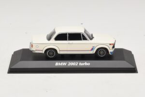 BMW 2002 Turbo Weiß Maxichamps 1:43 940022201 Metall