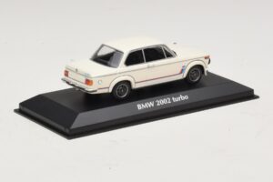 BMW 2002 Turbo Weiß Maxichamps 1:43 940022201 Metall — Bild 2 von 4