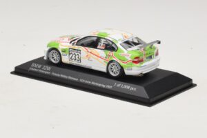 BMW 320i E46 #233 A. Priaulx / J. Muller Schubert Motorsport VLN Nurburgring 2005 Minichamps 1:43 400052433 Metall — Bild 3 von 4