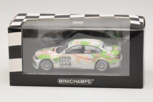 BMW 320i E46 #233 A. Priaulx / J. Muller Schubert Motorsport VLN Nurburgring 2005 Minichamps 1:43 400052433 Metall — Bild 4 von 4