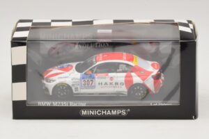 BMW M235i Bong Motorsport #307 Nett / Akata 24 Hours of Nurburgring 2015 Minichamps 1:43 437152507 Metall — Bild 4 von 4