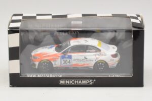 BMW M235i Team Rent2drive #304 Ackermann / Wishkirchen 24 Hours of Nurburgring 2015 Minichamps 1:43 437152504 Metall — Bild 4 von 4